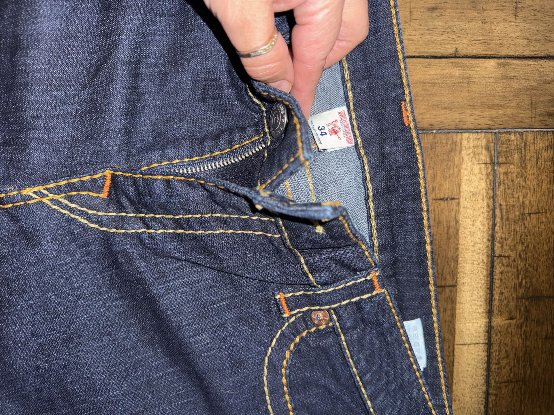 Jeans