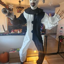 Spirit Halloween Art The Clown Animatronic