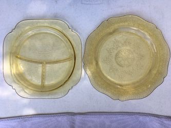 2 piece Yellow Depression Glass Plates