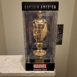 Captain America Collector Corps Statue