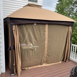 Roth And Allen 10ft X 12ft Gazebo 