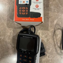 OBD2 Scanner Diagnostic Tool, Check Engine Light Code OBD2 Reader with Reset, I/M Readiness, Battery Tester, Mode 6, Mode 8, Plug & Play, Multilingual