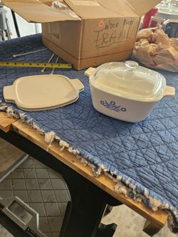 CorningWare Square Casserole Dish