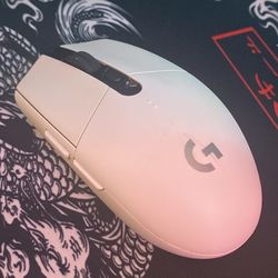 Lightweight Logitech Gaming Mouse 