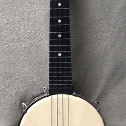 “ Clarophone” Banjo Ukulele by Gretsch   