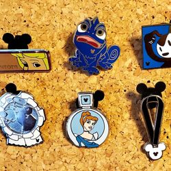 Lot of Disney Trading Pins. Lot 87