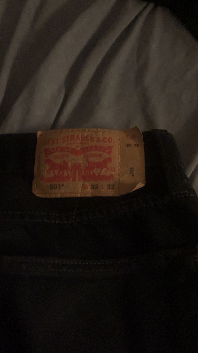 Black 501s Levi’s