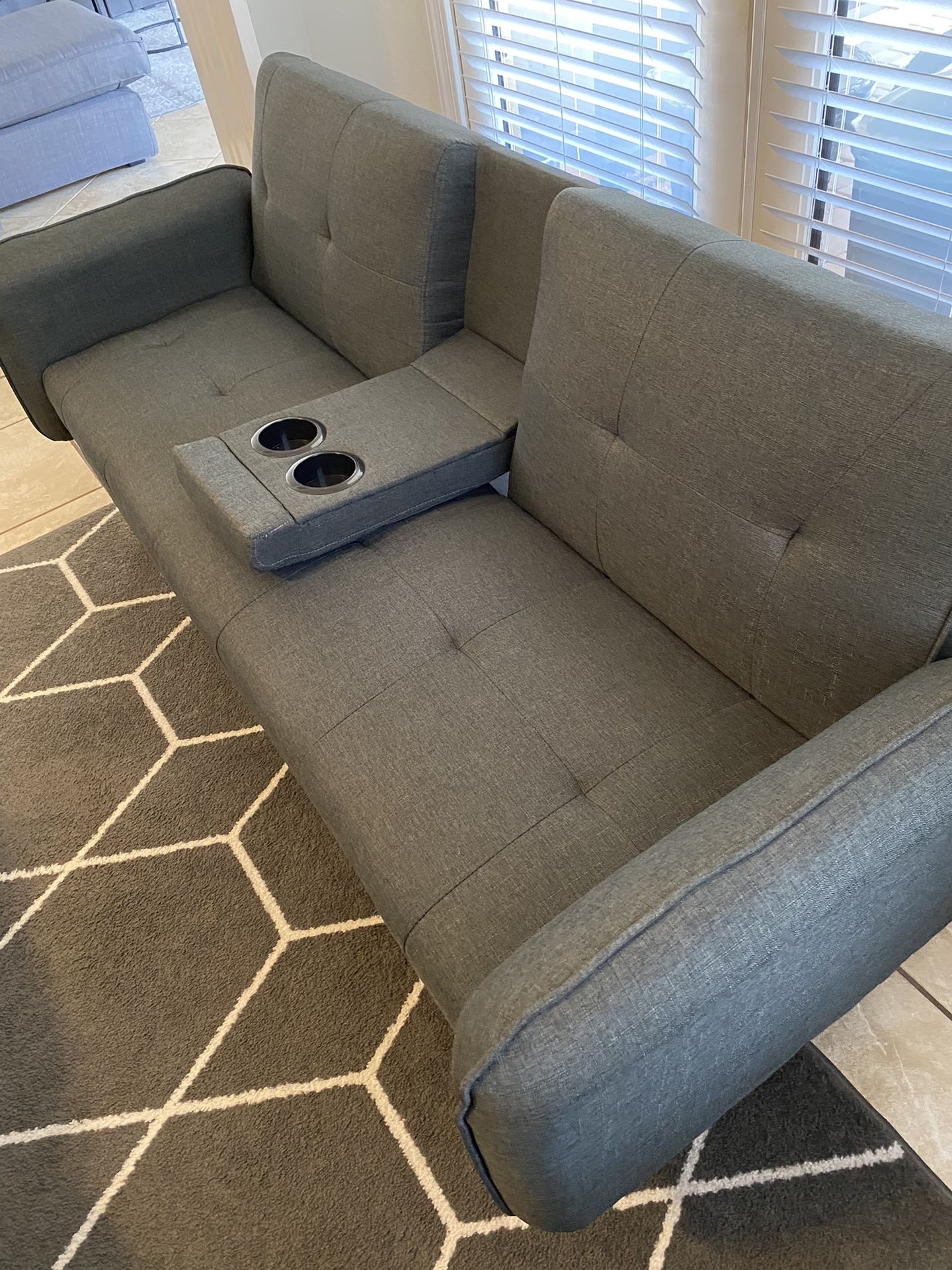 6ft Futon Couch for Sale in Scottsdale, AZ OfferUp