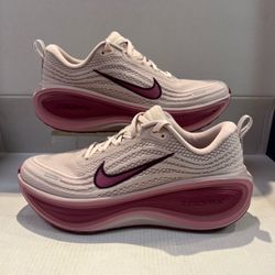 NIKE VOMERO PLUS ZOOMX “SWEET BEET”