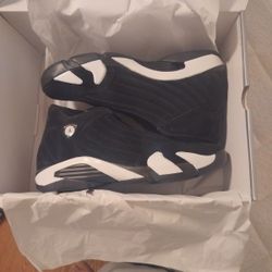 Jordan 14 Black And White New 11.5