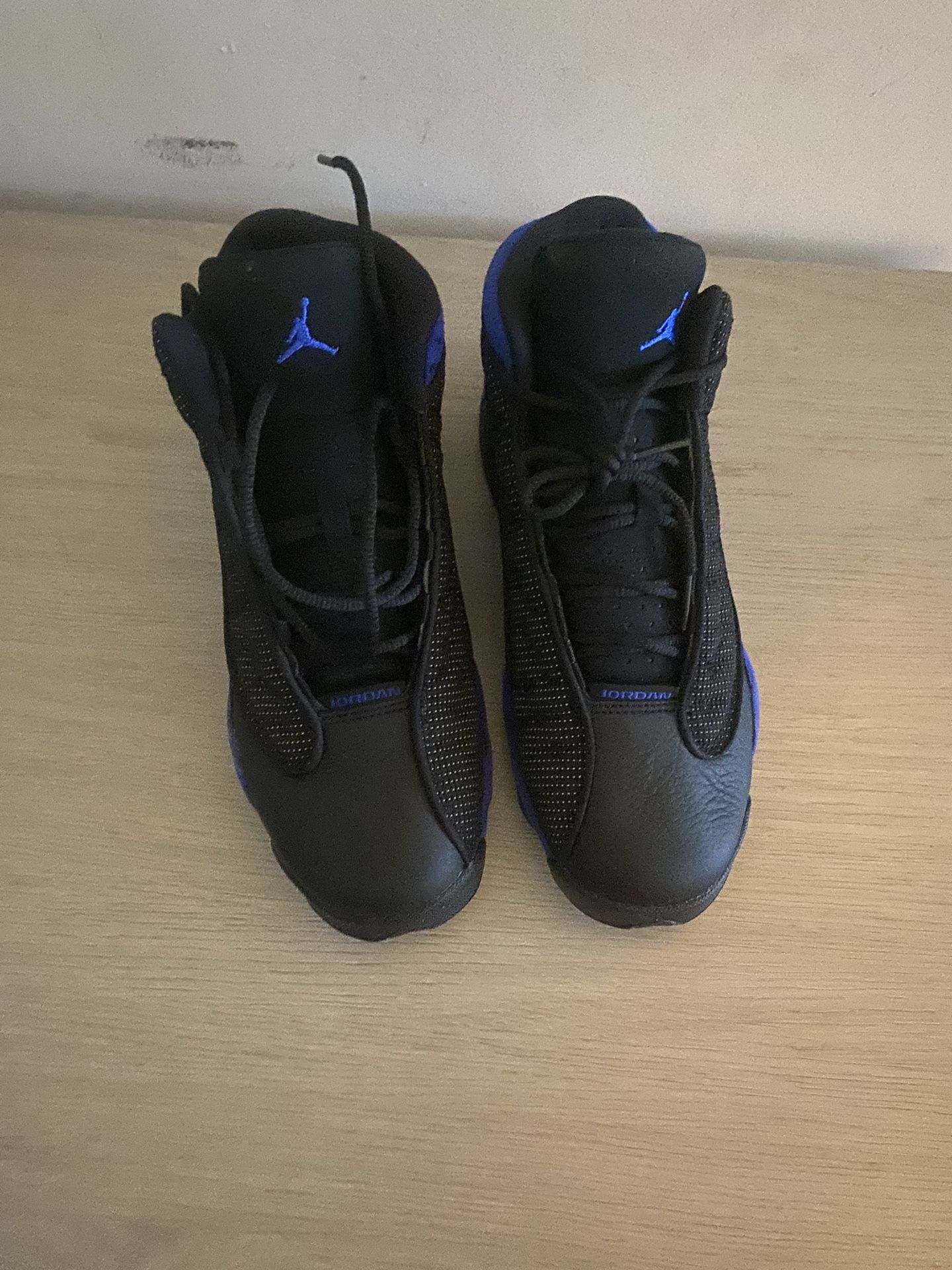 Size 7 Mens Jordan 13 Only Wore Once