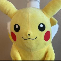 Pikachu Pokémon Plush Back back