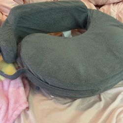 Nursing Pillow