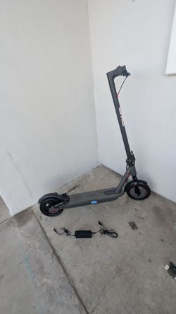 Electric scooter Used in good working condition 
Located in Mesa crossroads Main Street and Gilbert rd