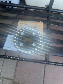 Patio umbrella light