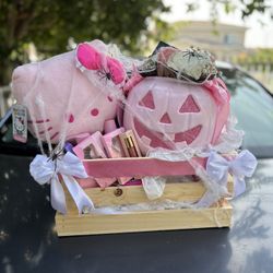 Hello Kitty Boo Basket