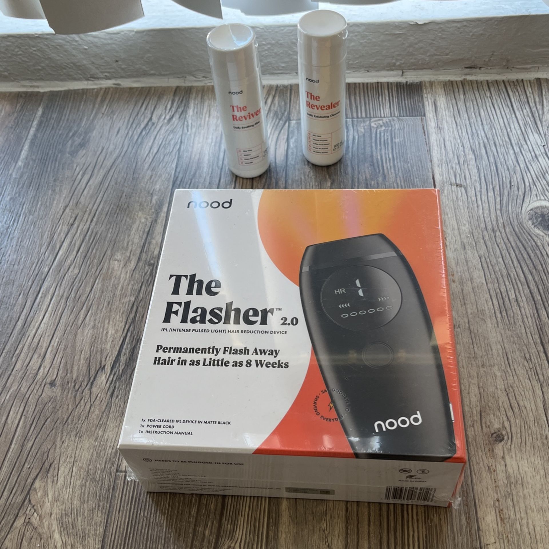 NEW Flasher 2.0 by Nood, IPL Laser Hair Removal Device for Men and Women, Pain-free and Permanent Results, Safe for Whole Body Treatment - Matte Black