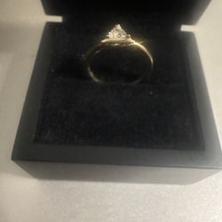 Triangle Diamond Ring