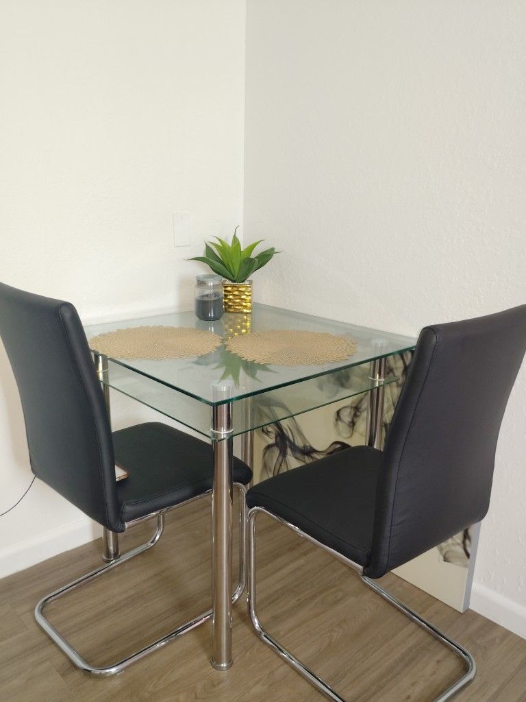 Bed And Dining Table