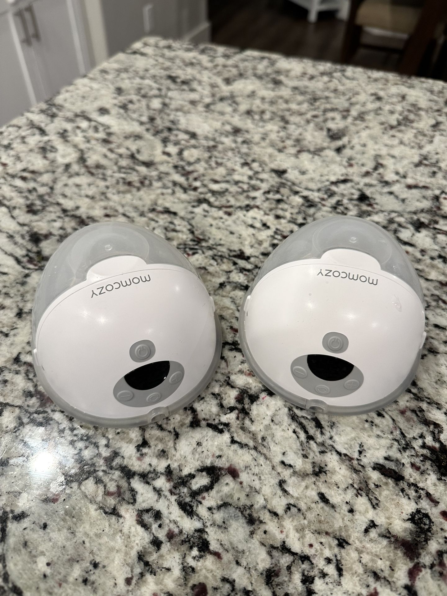 MOMCOZY BREAST PUMP