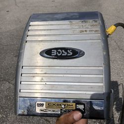 1100 watts Amp