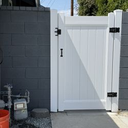 Vinyl Fence 