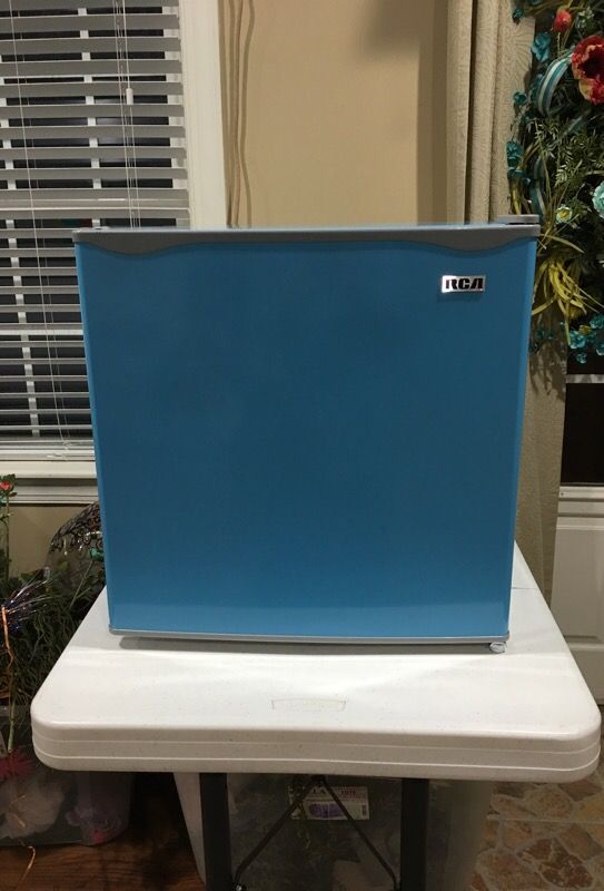 Blue Mini-Refrigerator - RCA Model RFR115-D-Blue