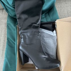 Brand New Size 9 Boots 