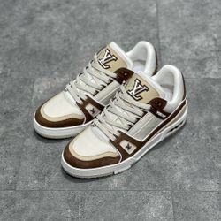 Louis Vuitton Trainer Sneakers Brown 