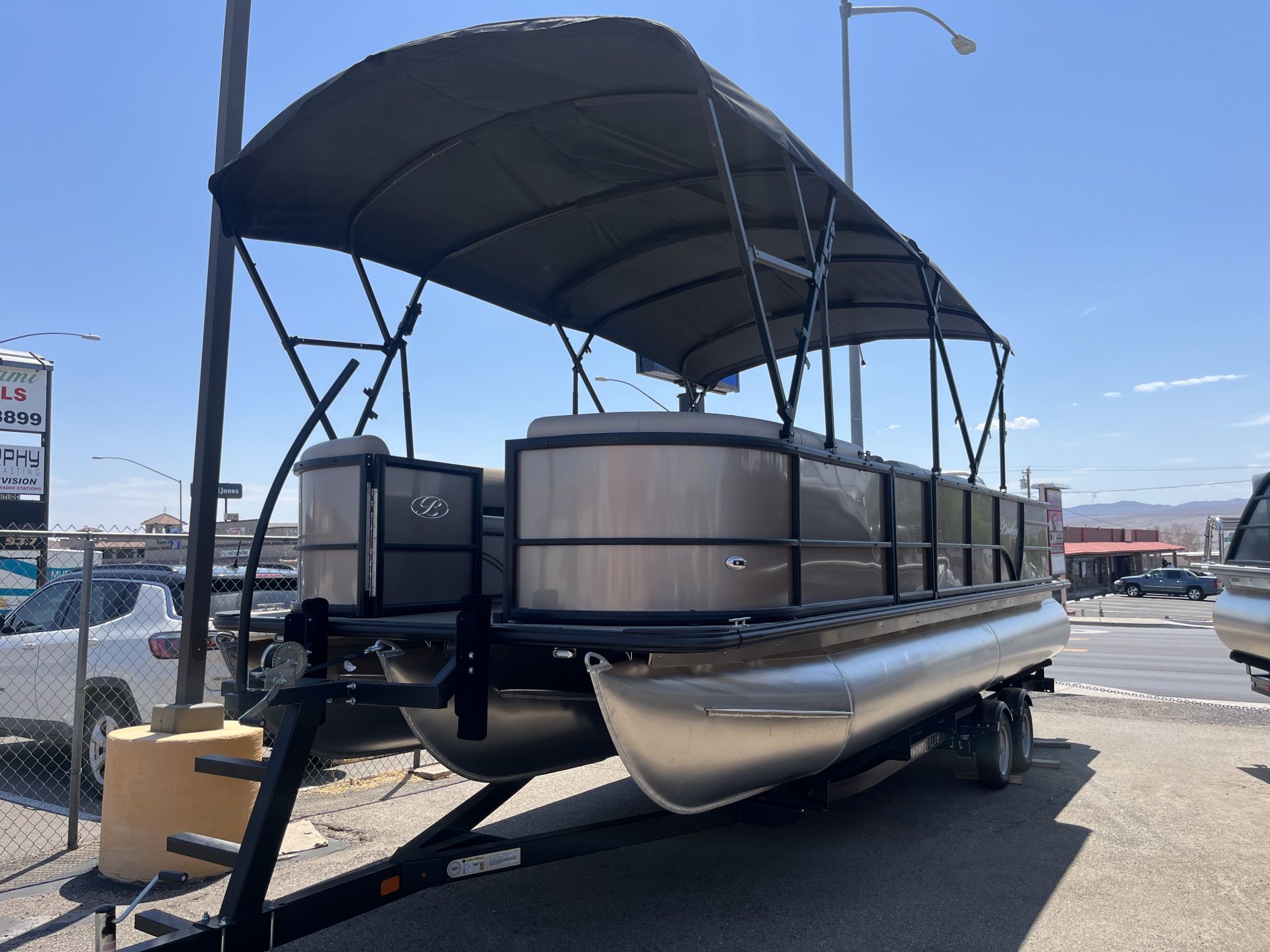 2024 Bentley Fish-n-Cruise for Sale in Bakersfield, CA - OfferUp