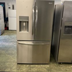 Frigidaire Gallery French Door Refrigerator