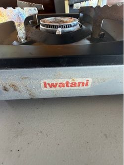 Iwatani ZA-3HP Portable Butane Stove with Carrying Case – 12,000 BTU Single Burner