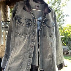 Denim Jean Jacket Size: L