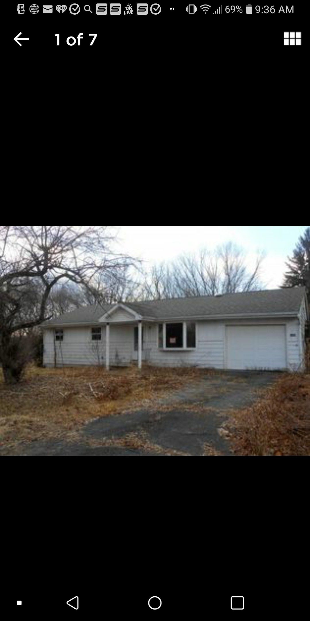 3 bdr 1 bth Ranch home in Vestal. Needs rehab. Great investment.