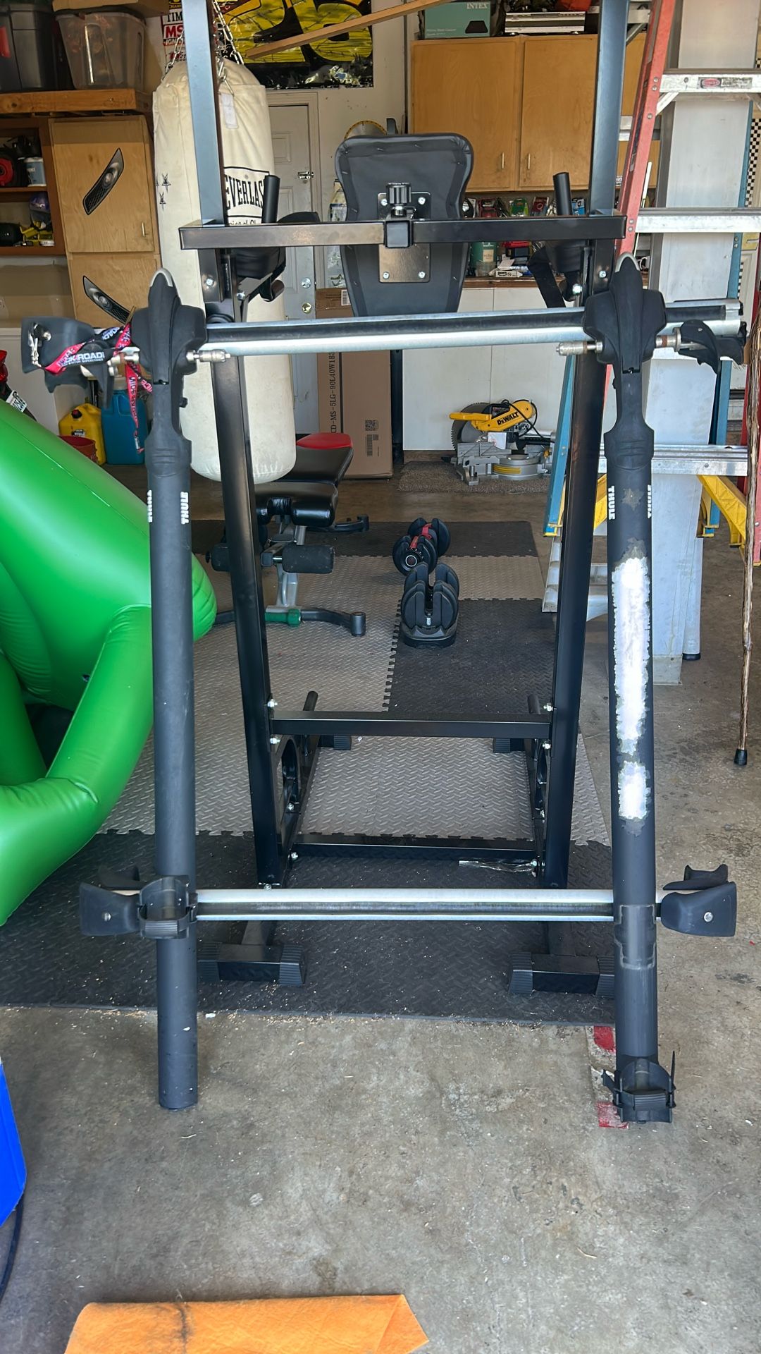 Thule Bike Rack (2 Bikes) Great Shape 