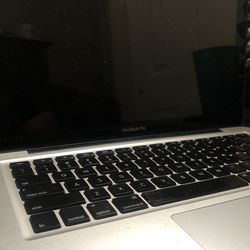 MacBook Pro 2012 - Needs OS reinstalled/ For Parts
