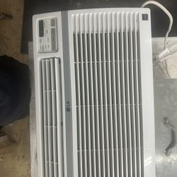 LG Window Air Conditioning Unit
