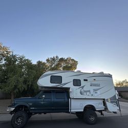 2011 Lance 1050s