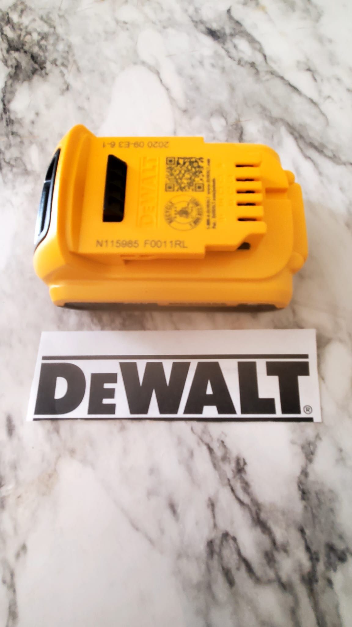 DeWalt 20V Pila 2.0 Ah NUEVO!!!! DeWalt 20V Battery 2.0 Ah NEW!!!