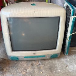 Apple iMac computer built in 1999