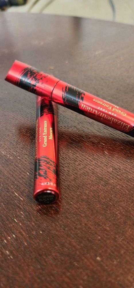 Elizabeth Arden Grand Entrance Mascara X2