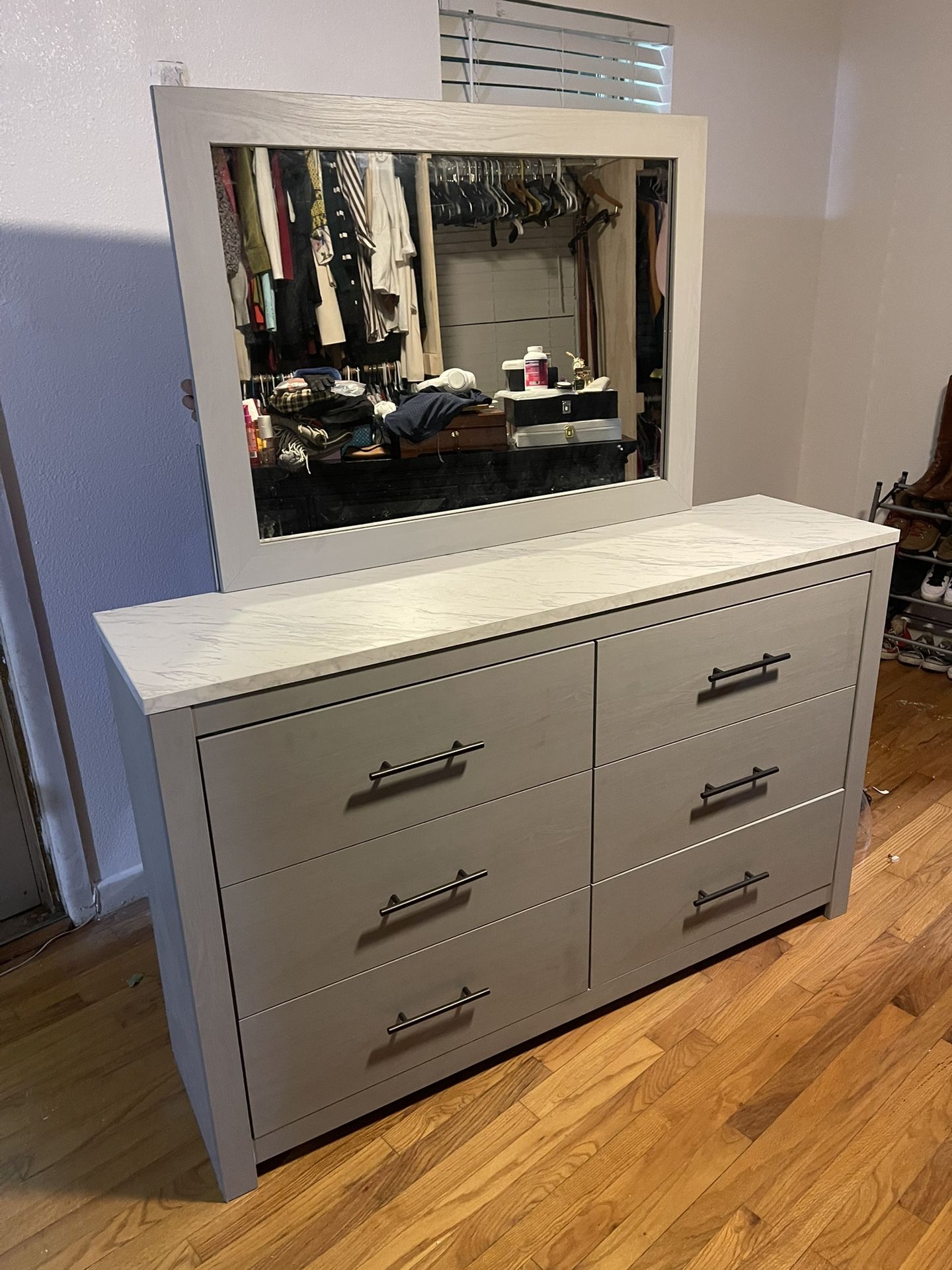Signature Design by Ashley Cottonburg Modern Six Drawer Dresser with Faux Marble Top, Light Gray