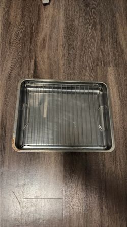 Roasting over metal tray with lift for water steaming