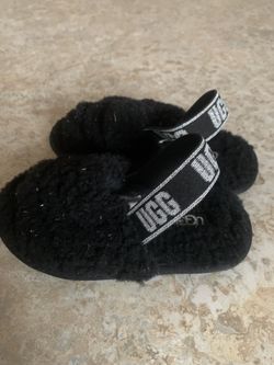 Little Girl Uggs Size 9