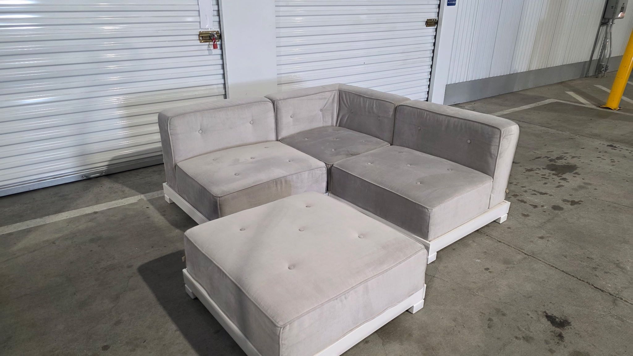 Pottery Barn Sectional Couch (DELIVERY OFFERED)