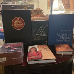  A Lots Of Books And Dictionary  Bundle