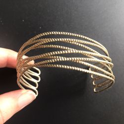 Gold color shiny open bracelet