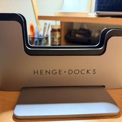 MacBook Pro Docking Station