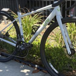 GIANT LlV avail AR4 2025 Road bike Woman 