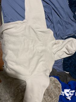 Men’s medium baige/white pullover hoodie